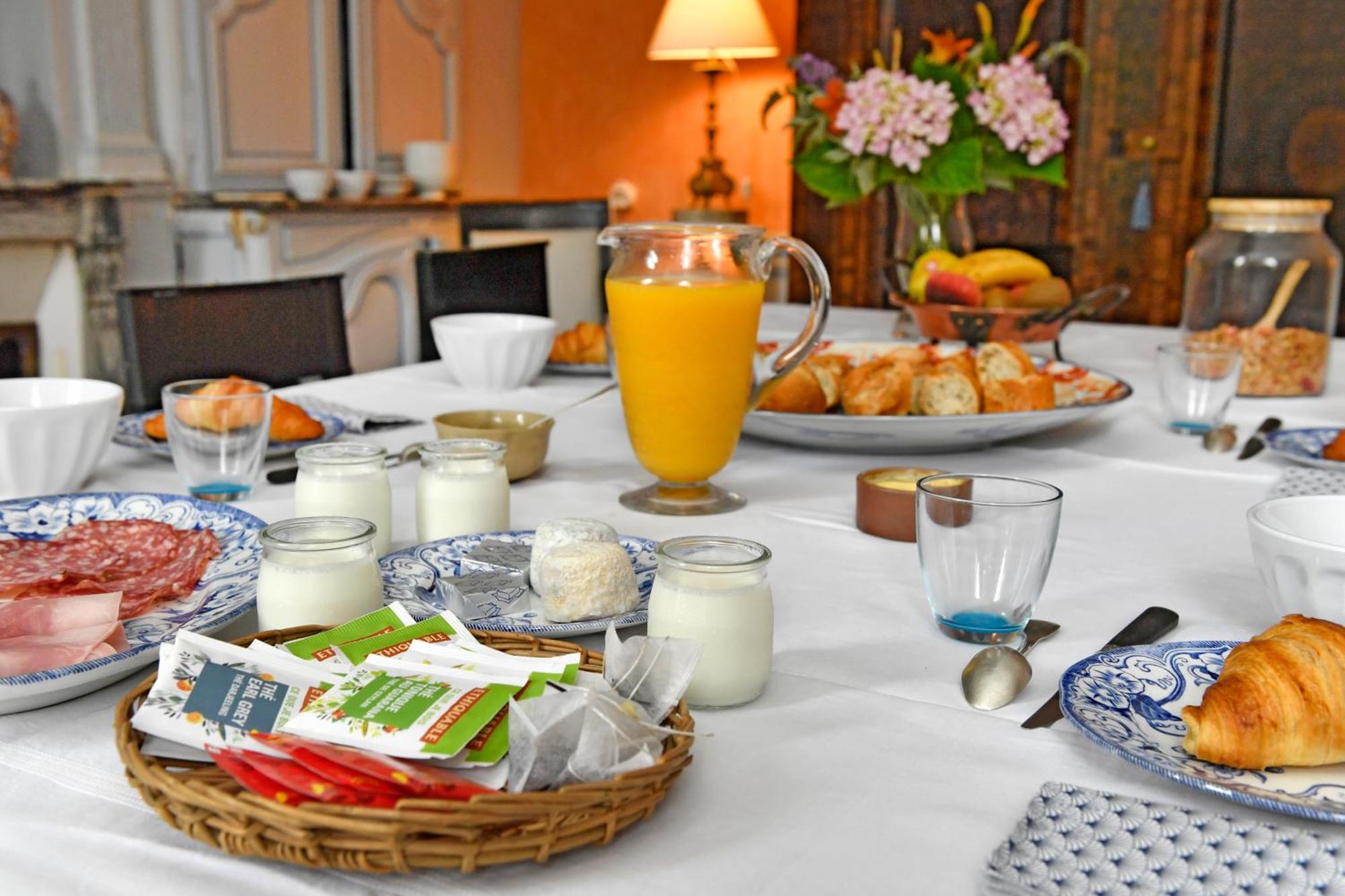Le Nid De Dany Bed & Breakfast Cosne-Cours-Sur-Loire Exterior photo